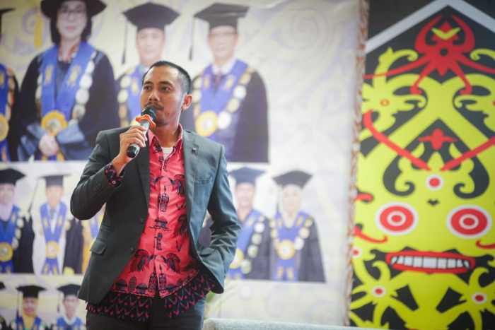 Dosen PBing Unimuda, menjadi Narasumber Gelar Wicara Internasional di Kalimantan Utara