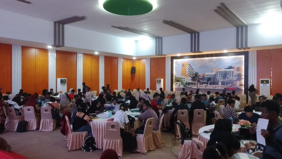 Feraningsih Ethany Hegemur Prodi PBI, Satu - satunya Mahasiswa UNIMUDA Sorong, Lolos Beasiswa Unggulan Puslapdik 2024