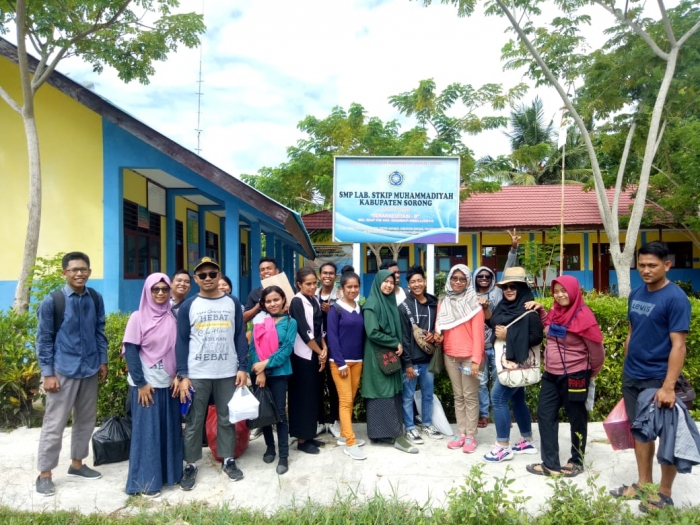 Gelar Praktikum, Mahasiswa Prodi. Pend. Bahasa Inggris Kunjungi Lab.School Pulau Arar